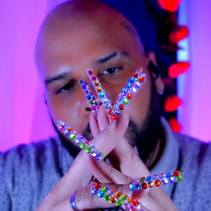 Te caressant doucement