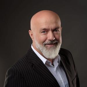 ΜΗΝ ΡΩΤΑΣ ΓΙΑΤΙ ΠΟΝΑΩ