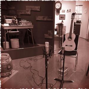 Musicbox Playing Itself