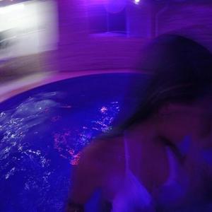 Slow Down (feat. Vxlious & rossgossage)