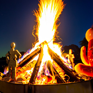 キャンプファイヤーのテーマ曲