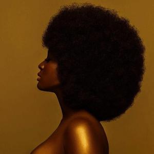 Negra (feat. Leizandro)