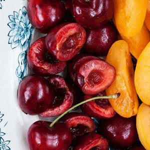 隔着删不掉的昨天