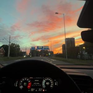 Sunsets (feat. Pez & R-Fano)
