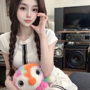 你眉眼一弯 落日也跟着灿烂