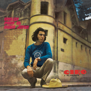 Sentado en el Muelle de la Bahía