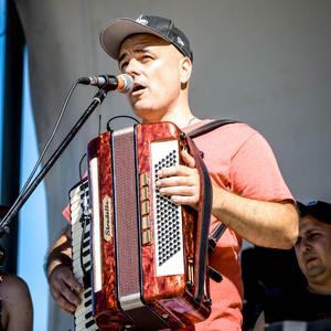 Повертайся