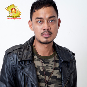 សុខៗនឹកសង្សារចាស់