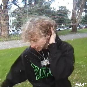 bby hold me close like ur weapon