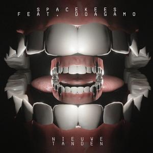 Nieuwe Tanden (feat. Doagamo)
