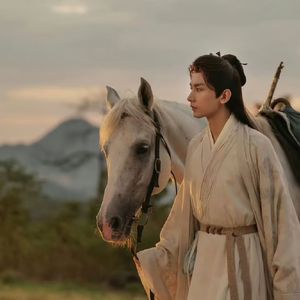 就在江湖之上 （莲花楼片头曲）