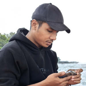 ក្មេងស្ទាវសុំទោស