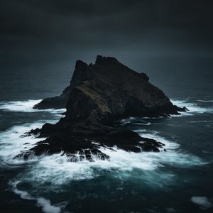岛屿与深海.mp3