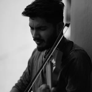 Then Kizhakku Seemayile (Violin Instrumental)