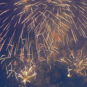 夏夜最后的烟火