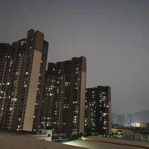 把自己撕成两半的爱