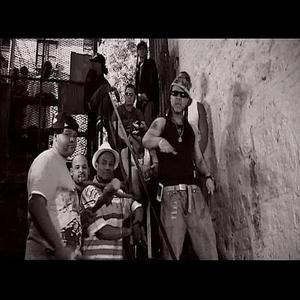 Esto No Termina (feat. Fuego, J Perro, Don D Voice, Ricky Ton & Inti)