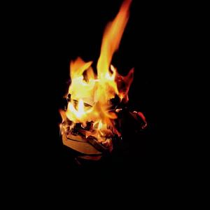 灰 （prod by UVI）