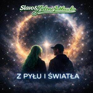 Z pyłu i światła
