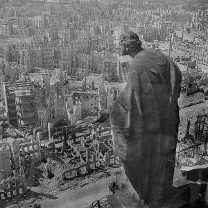 将子弹射向天空