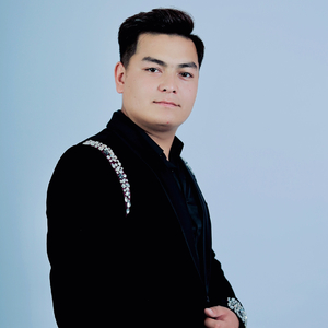 今天为祖国举杯