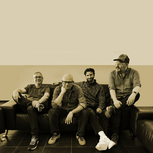 Ég á lítinn skrítinn skugga