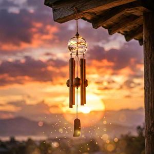 霞光中的风铃