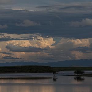 云与海（翻自 yueyue）