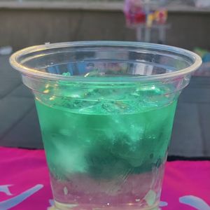 虚拟现实（ prod by fresh_ye)