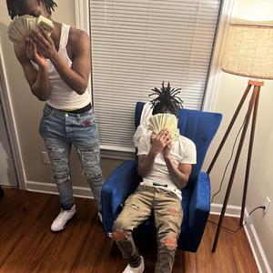 FREE BABYBLO (feat. Yeennhavin)