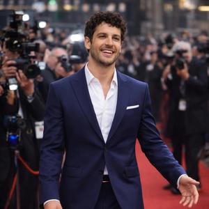 Neon Tour (Konbini Nights)