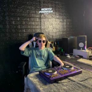 DJ YOUNG BOSS