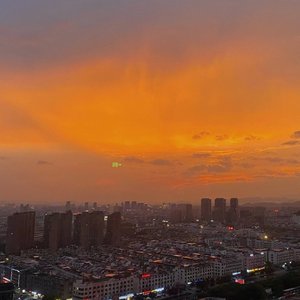 霓虹城市