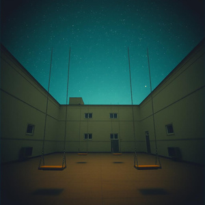 На скамейке под дождем