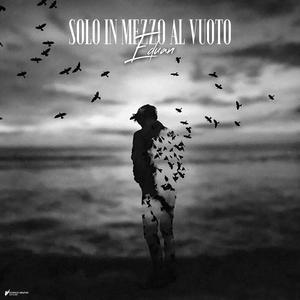 Solo in mezzo al vuoto