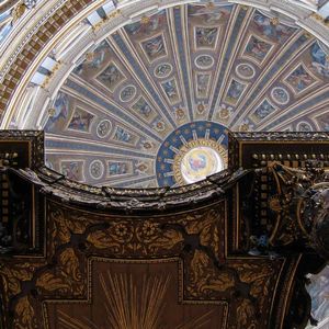 多想在平庸的生活里拥抱你