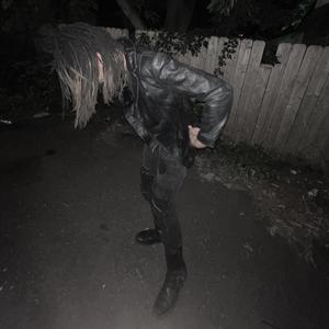 im still rockin black