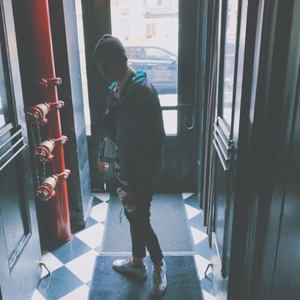 i dont wanna fall apart (prod sketchmyname)