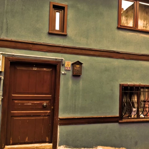 Zile Basar Elimde Poşetlerle Beklerim (akustik)