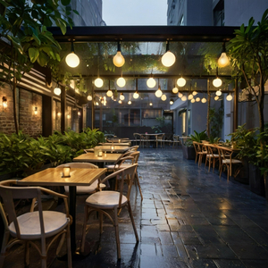 雨のカフェテラス