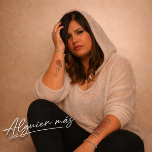 Alguien Más