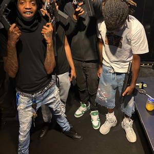 Brick n bricks out (feat. NoLackinSwayy, 425ATB, Floccoblu & Skully)