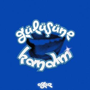 gülüşüne kandım