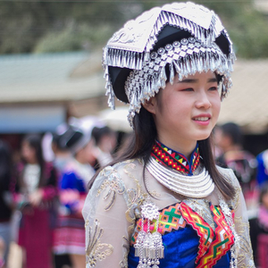 Tau Txij Tau Nkawm Tsis Sib Hlub