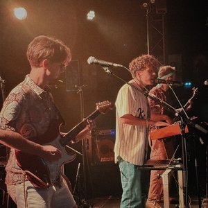 Love Yourself (Live 6MIC)