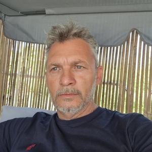 Sospesi nell’Istante