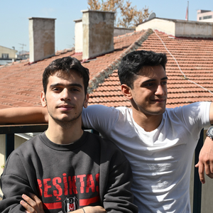 Gitme Sen