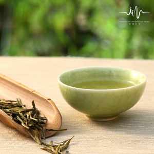 水声之处 (养生放松古筝曲)