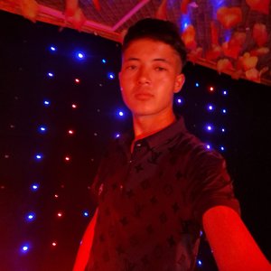 tonsagul alimjan（翻自 Alimjan-Obul）