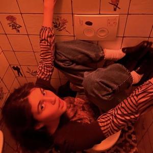 BELLY DANCER (TECHNO SPED UP)